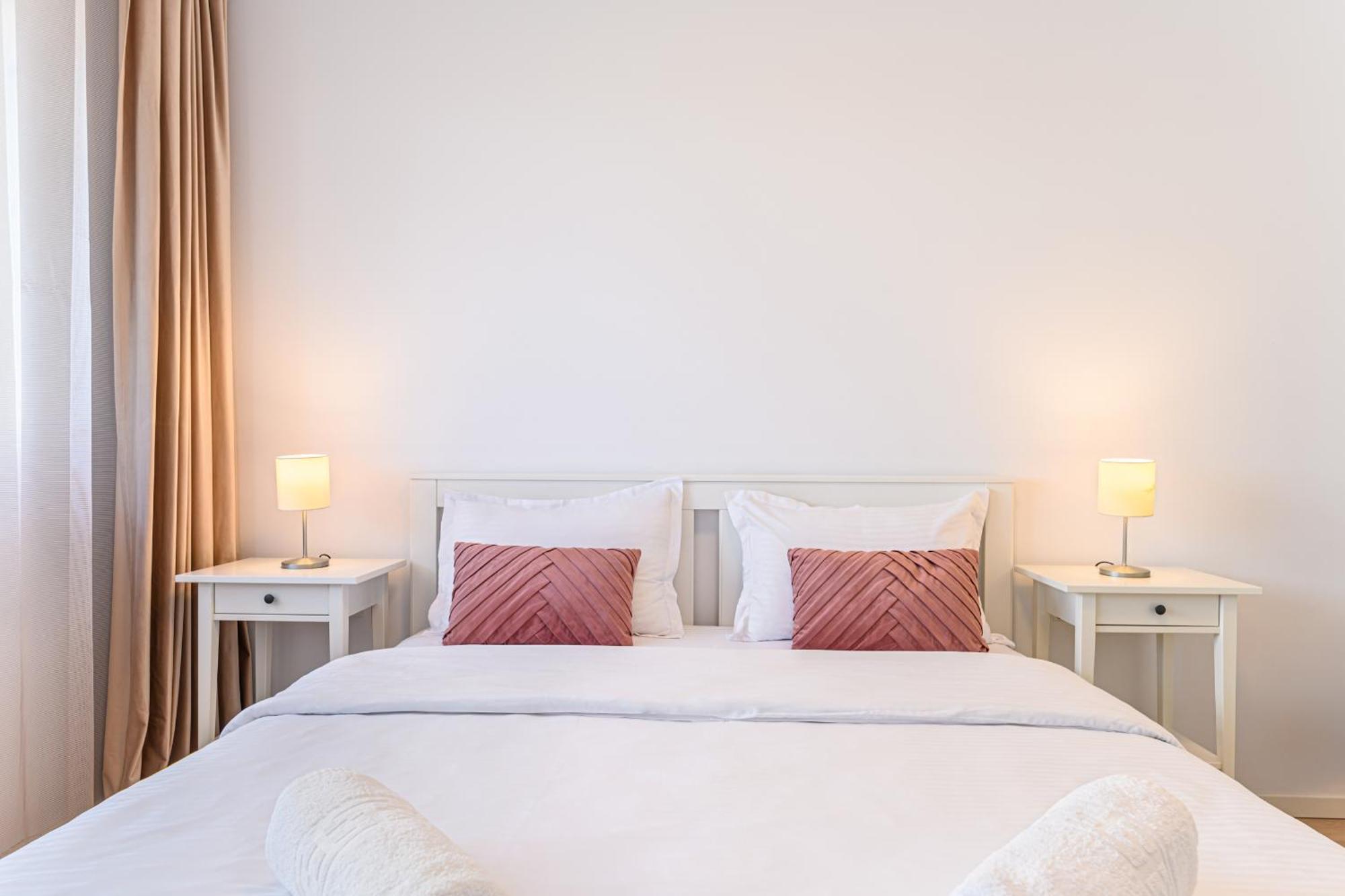 Jad - Luxury 3 Rooms & 2 Rooms Apartments In Kasper, Near Coresi Mall 布拉索夫 外观 照片