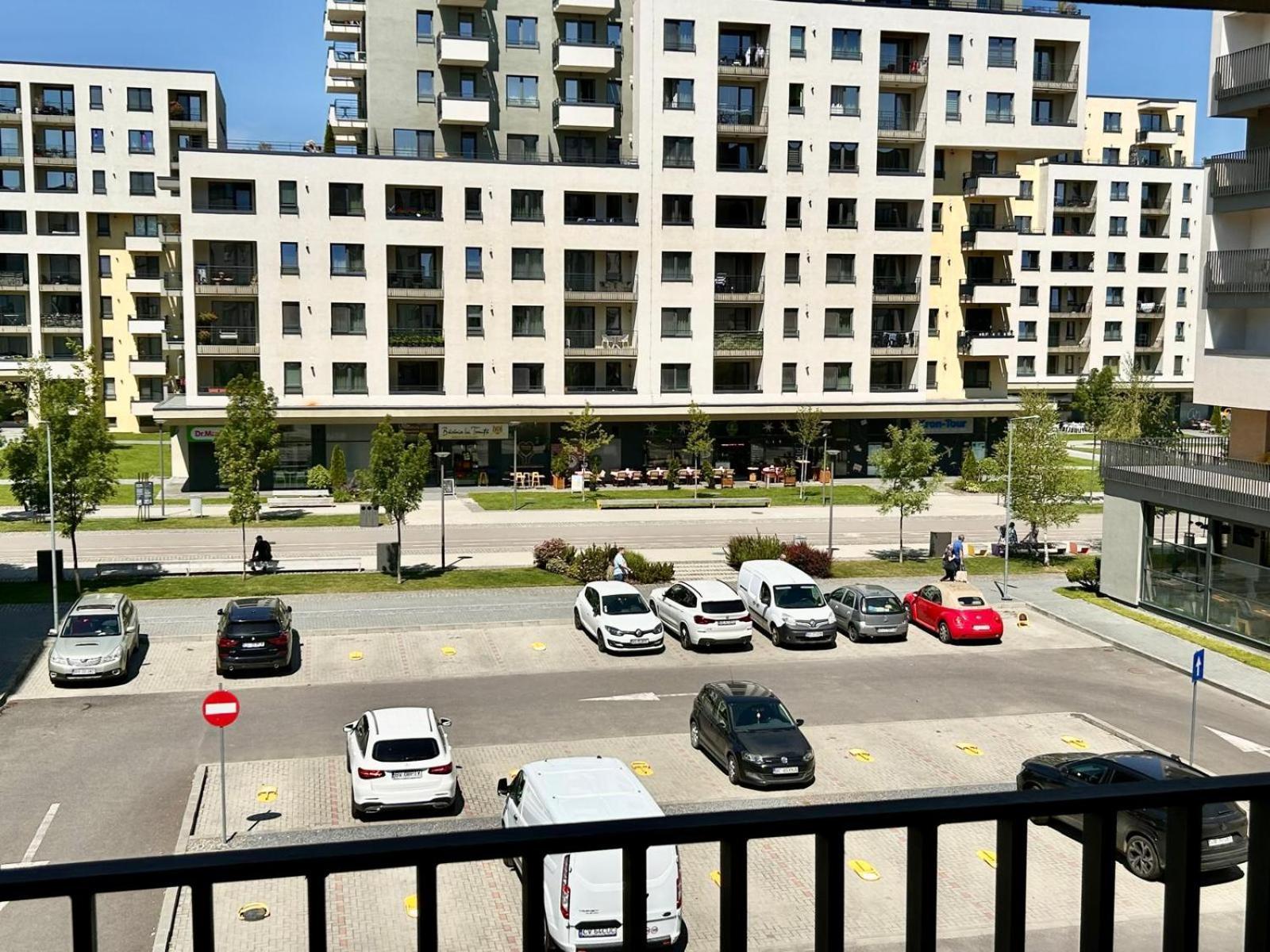 Jad - Luxury 3 Rooms & 2 Rooms Apartments In Kasper, Near Coresi Mall 布拉索夫 外观 照片