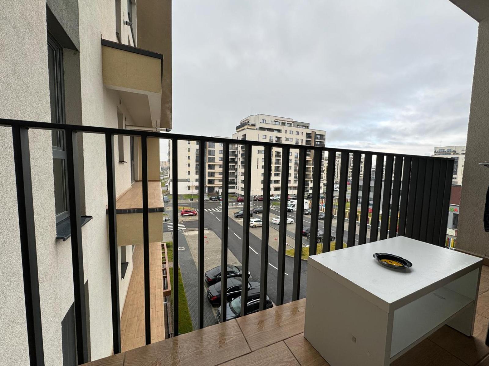 Jad - Luxury 3 Rooms & 2 Rooms Apartments In Kasper, Near Coresi Mall 布拉索夫 外观 照片